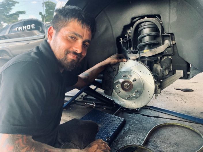About Us 14 - Ovidios Tires - Tires & Suspension Service in Hollywood,FL