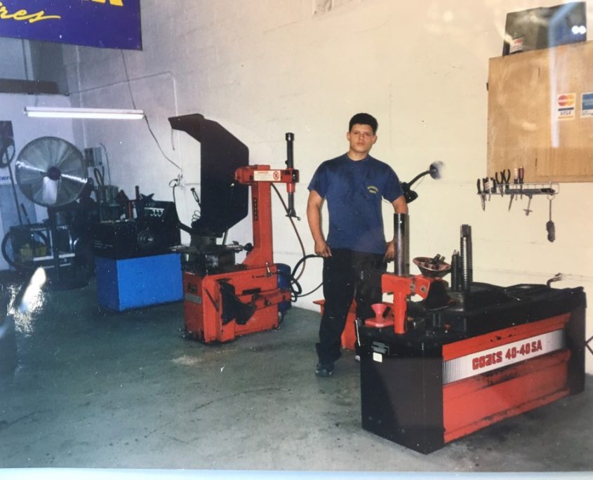 About Us 3 - Ovidios Tires - Tires & Suspension Service in Hollywood,FL