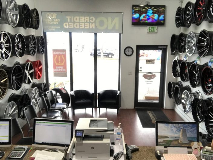 ovidios tires